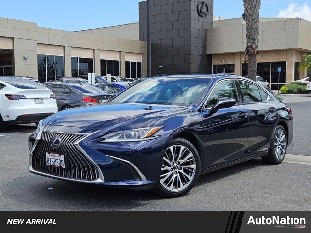 2020 Lexus ES 300h