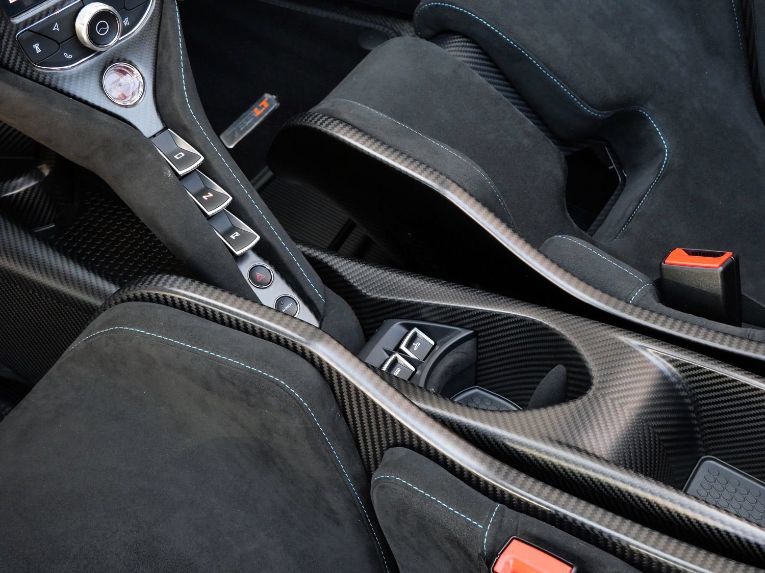 Used 2022 McLaren 765LT photo 36