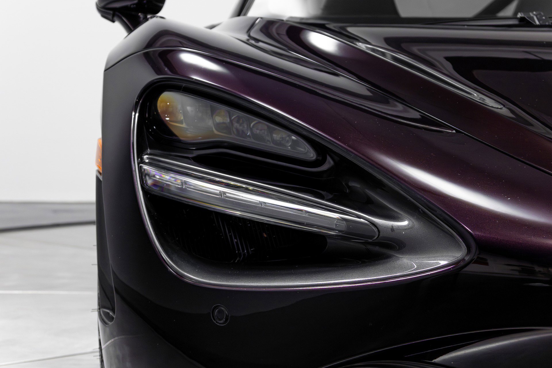 Used 2018 McLaren 720S Performance photo 40