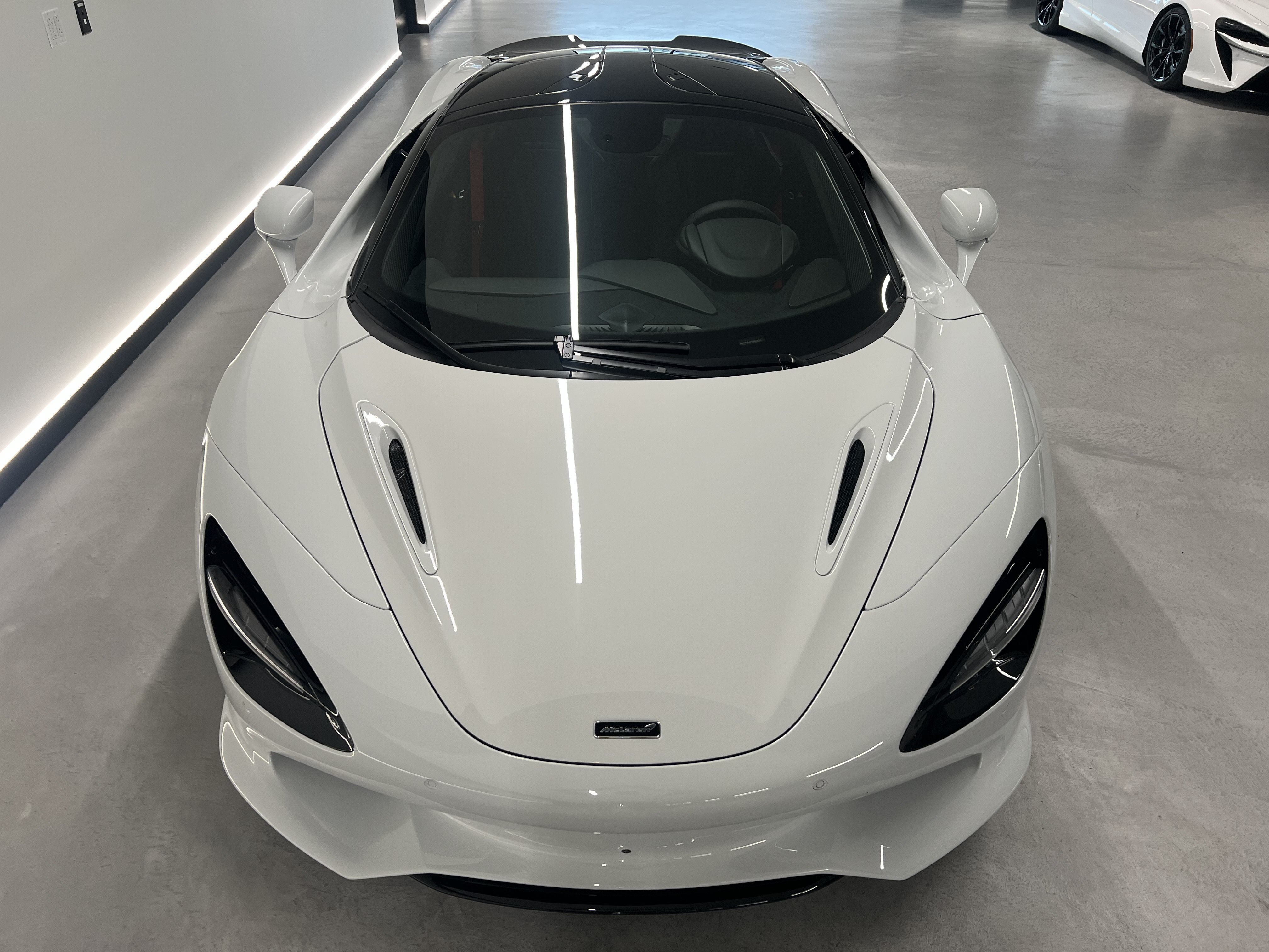 New 2027 McLaren 750S photo 12
