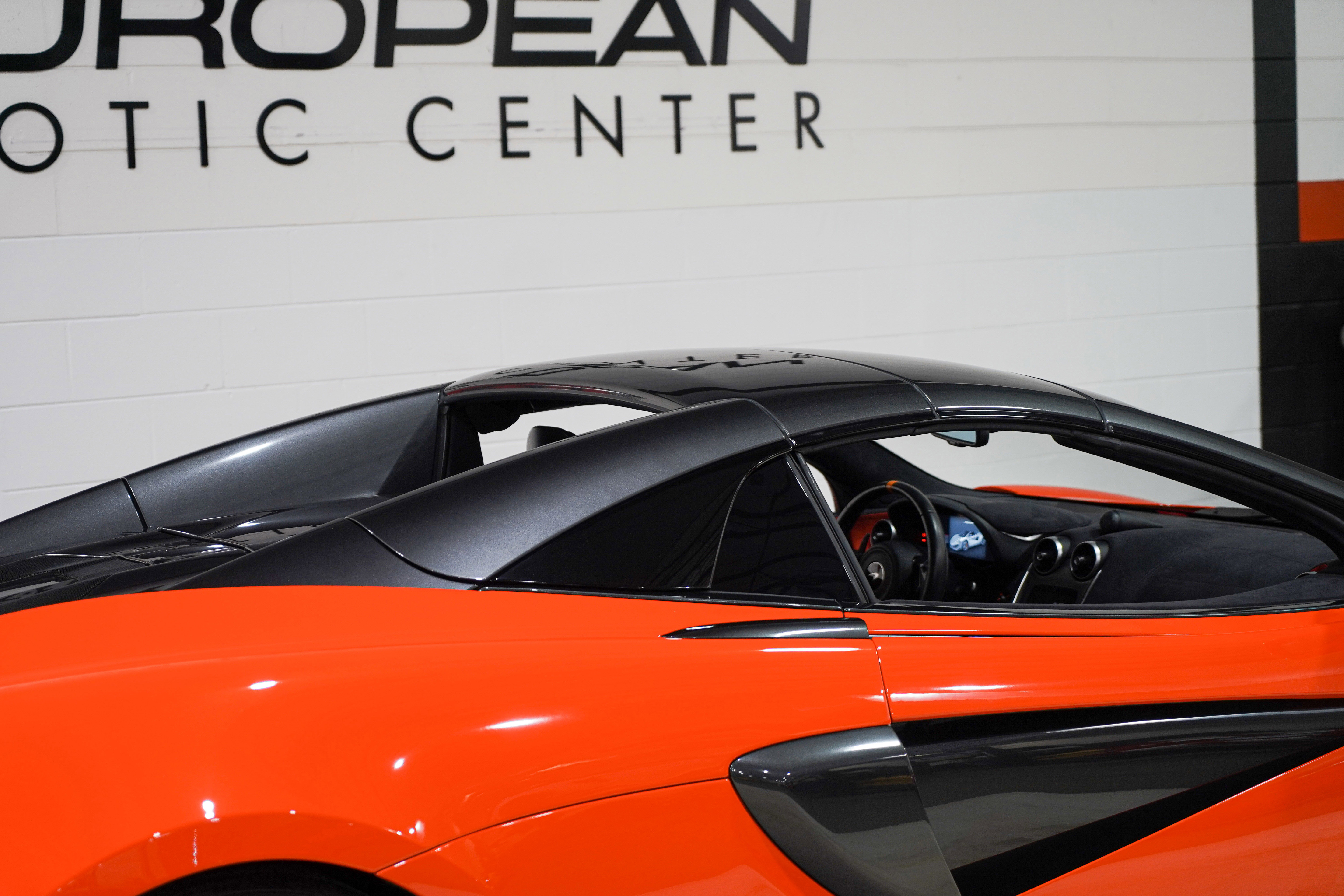 Used 2020 McLaren 600LT Spider photo 38