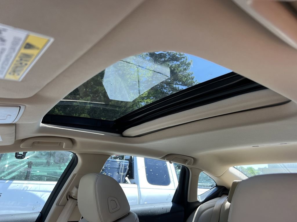 2023 Acura TLX w/ Technology Package