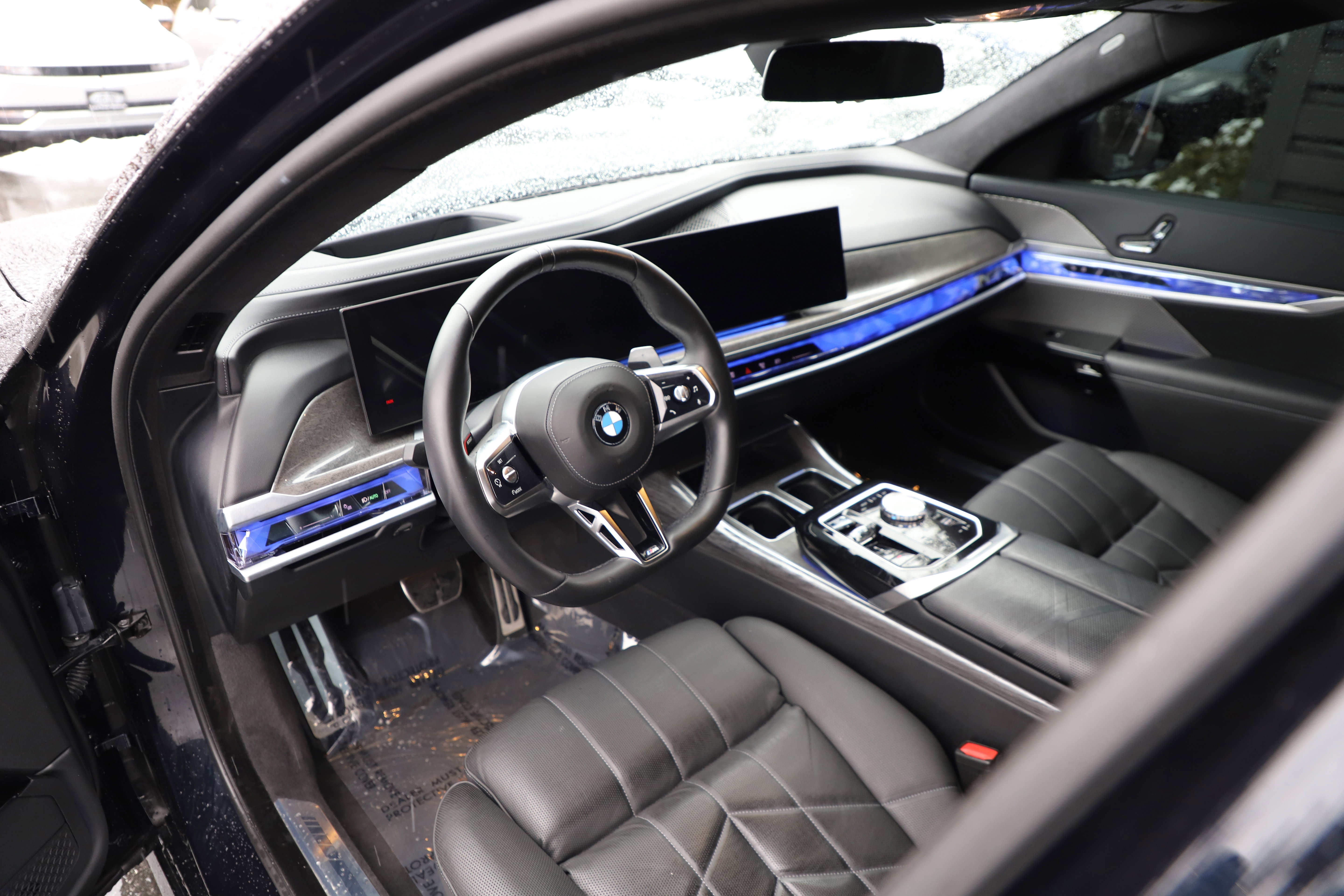 2024 BMW 760i xDrive