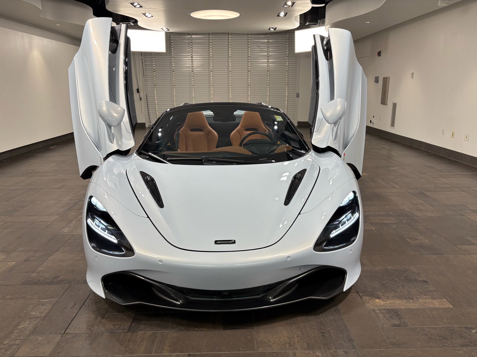 Used 2020 McLaren 720S Luxury photo 25