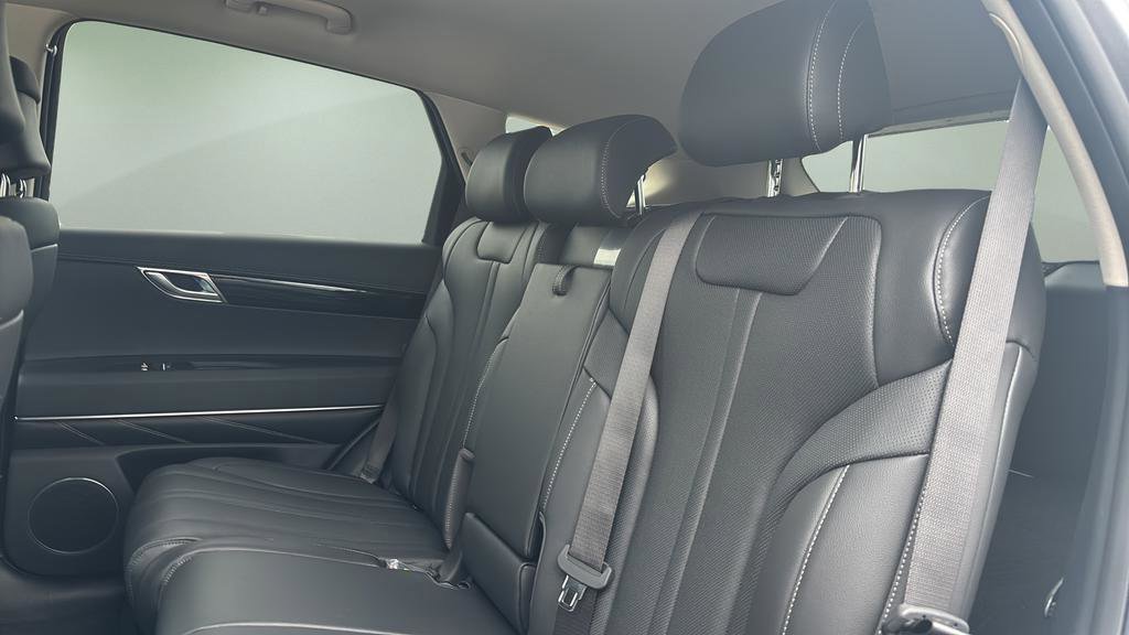 2026 Genesis Gv80 2.5T