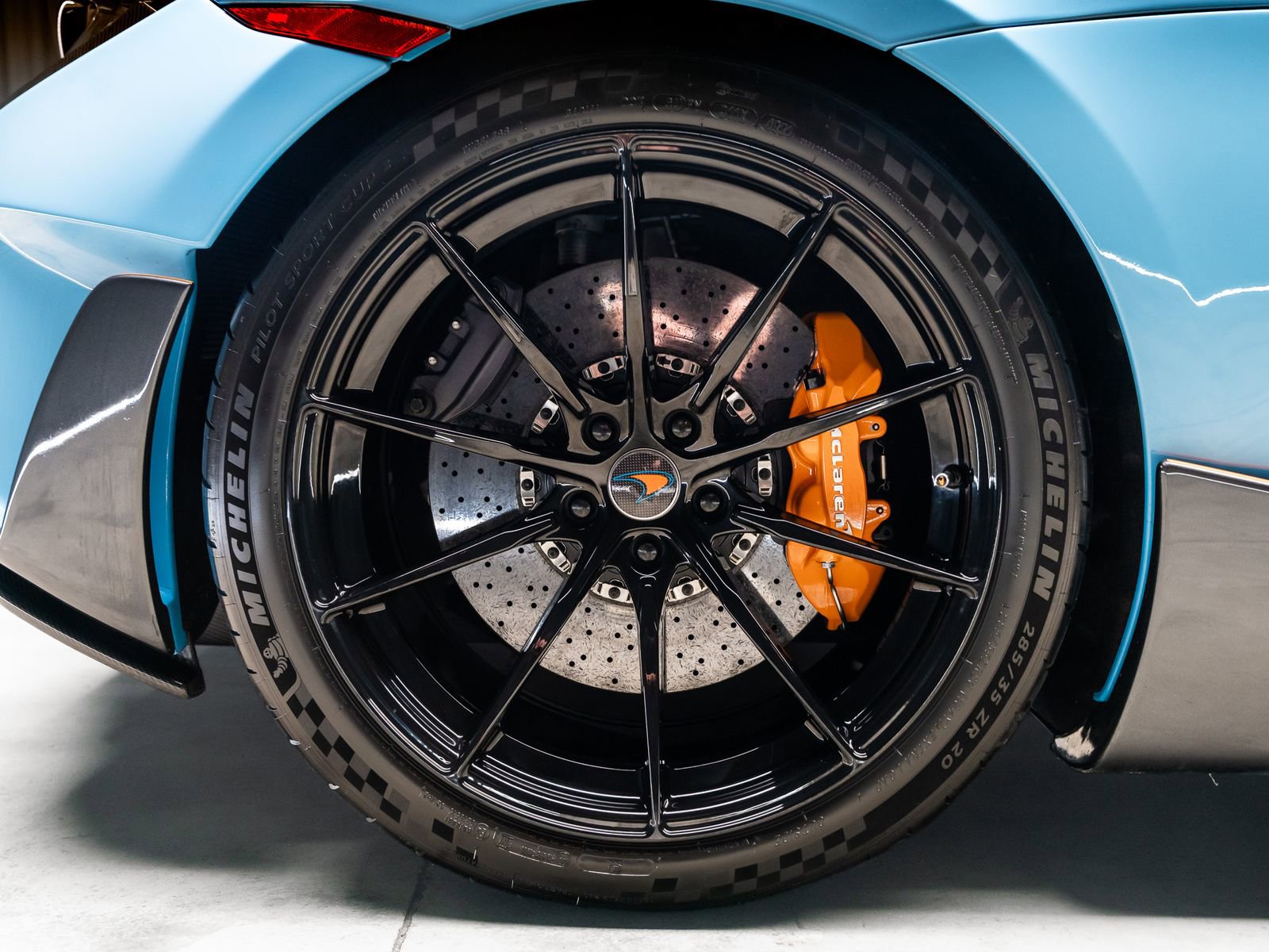 Used 2020 McLaren 600LT Spider photo 38