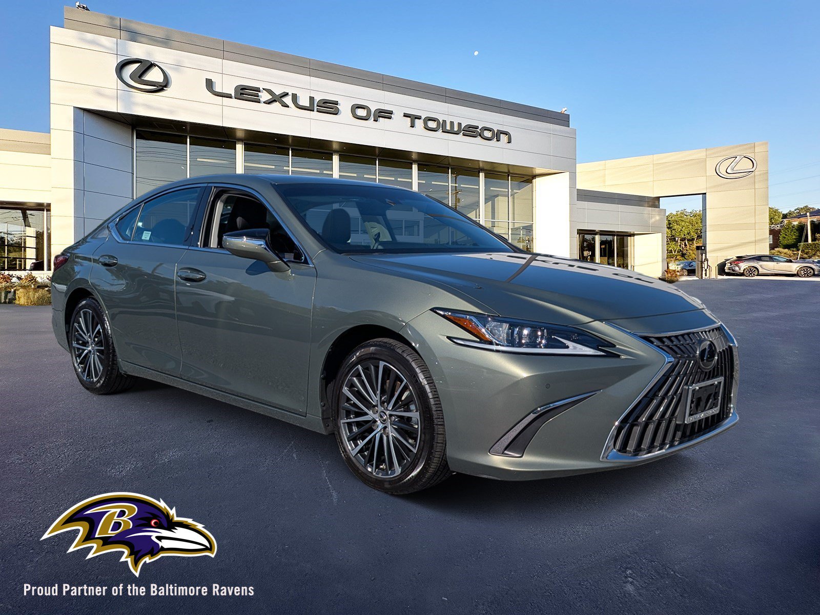 Certified 2025 Lexus ES 350 w/ Premium Package