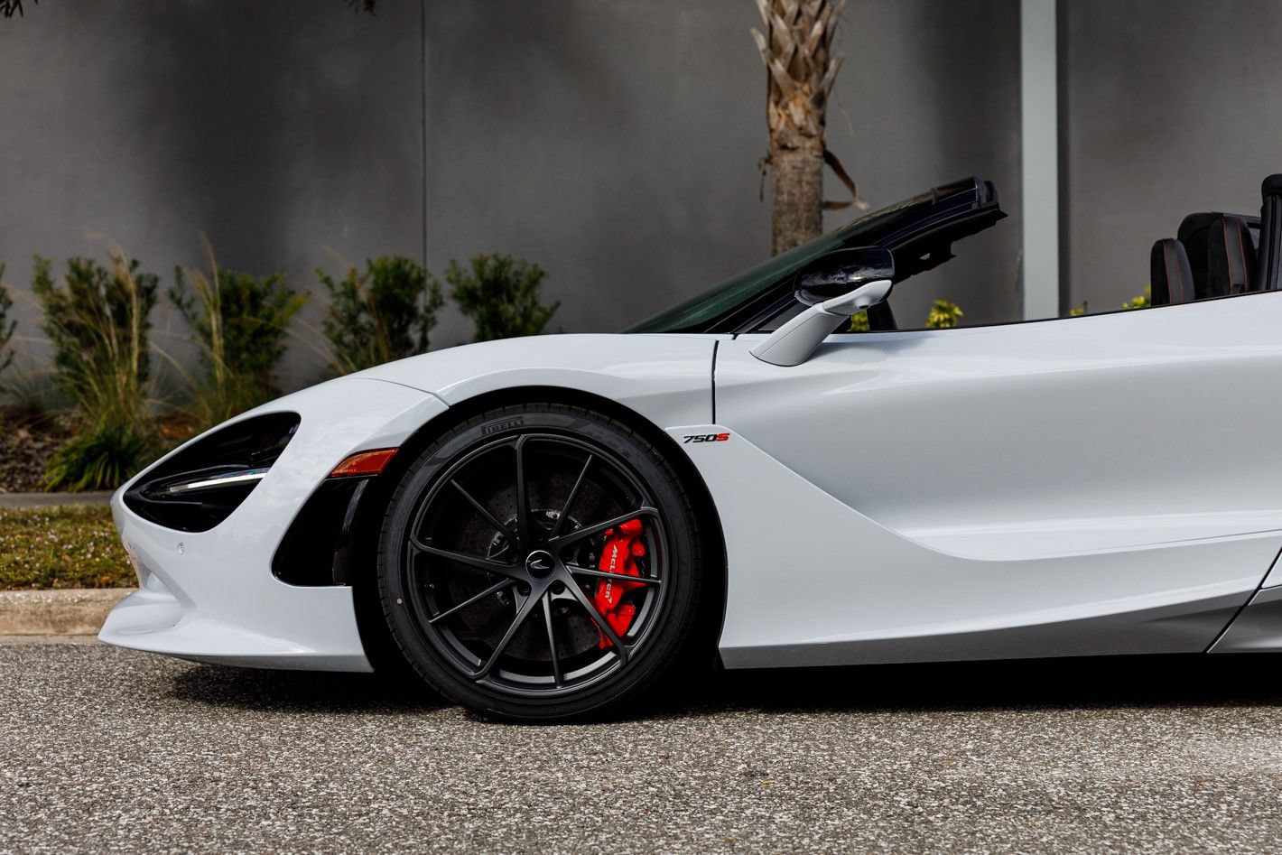 Used 2026 McLaren 750S Spider photo 19