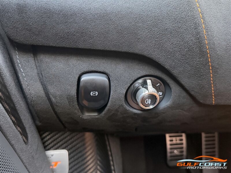 Used 2021 McLaren 765LT photo 23