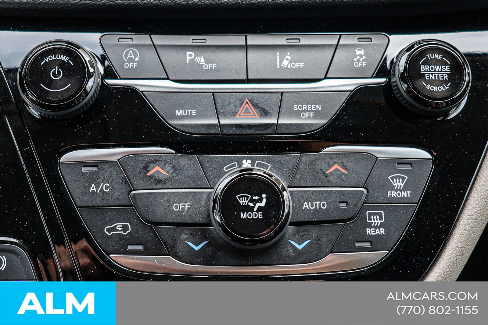 2024 Chrysler Pacifica Touring-L