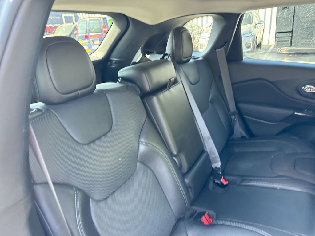 2023 Jeep Cherokee Altitude Lux