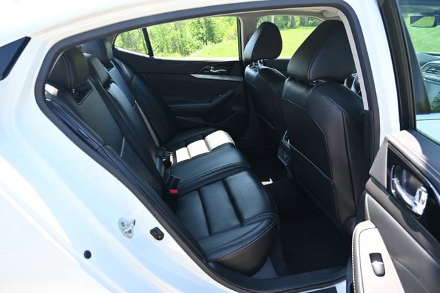 2023 Nissan Maxima SL