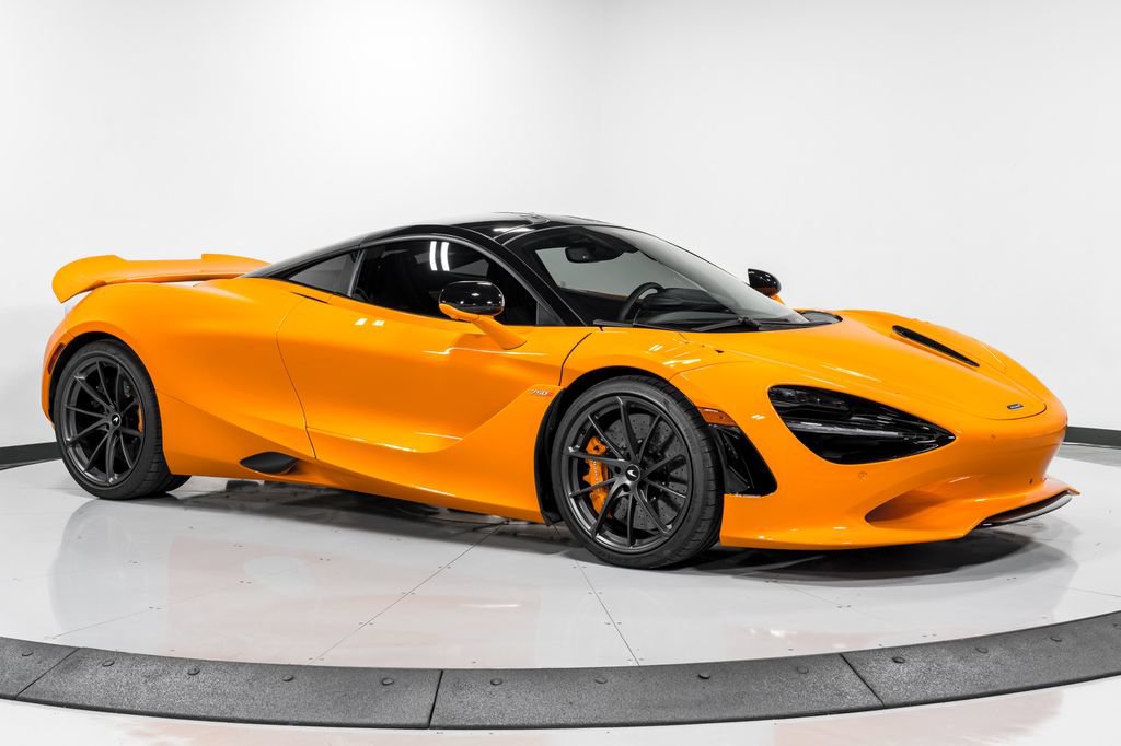 Used 2026 McLaren 750S photo 35