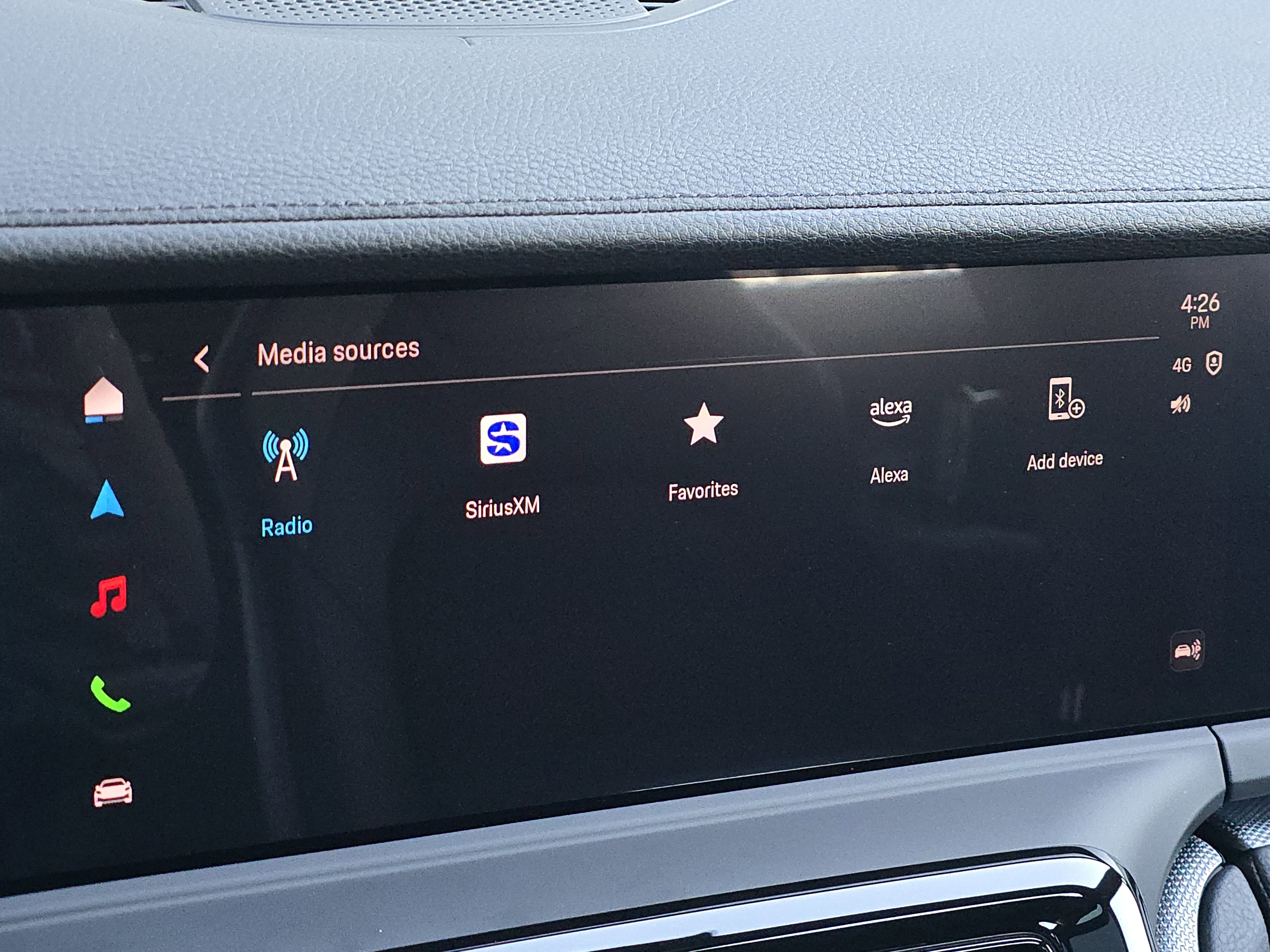 2026 Porsche Panamera 4