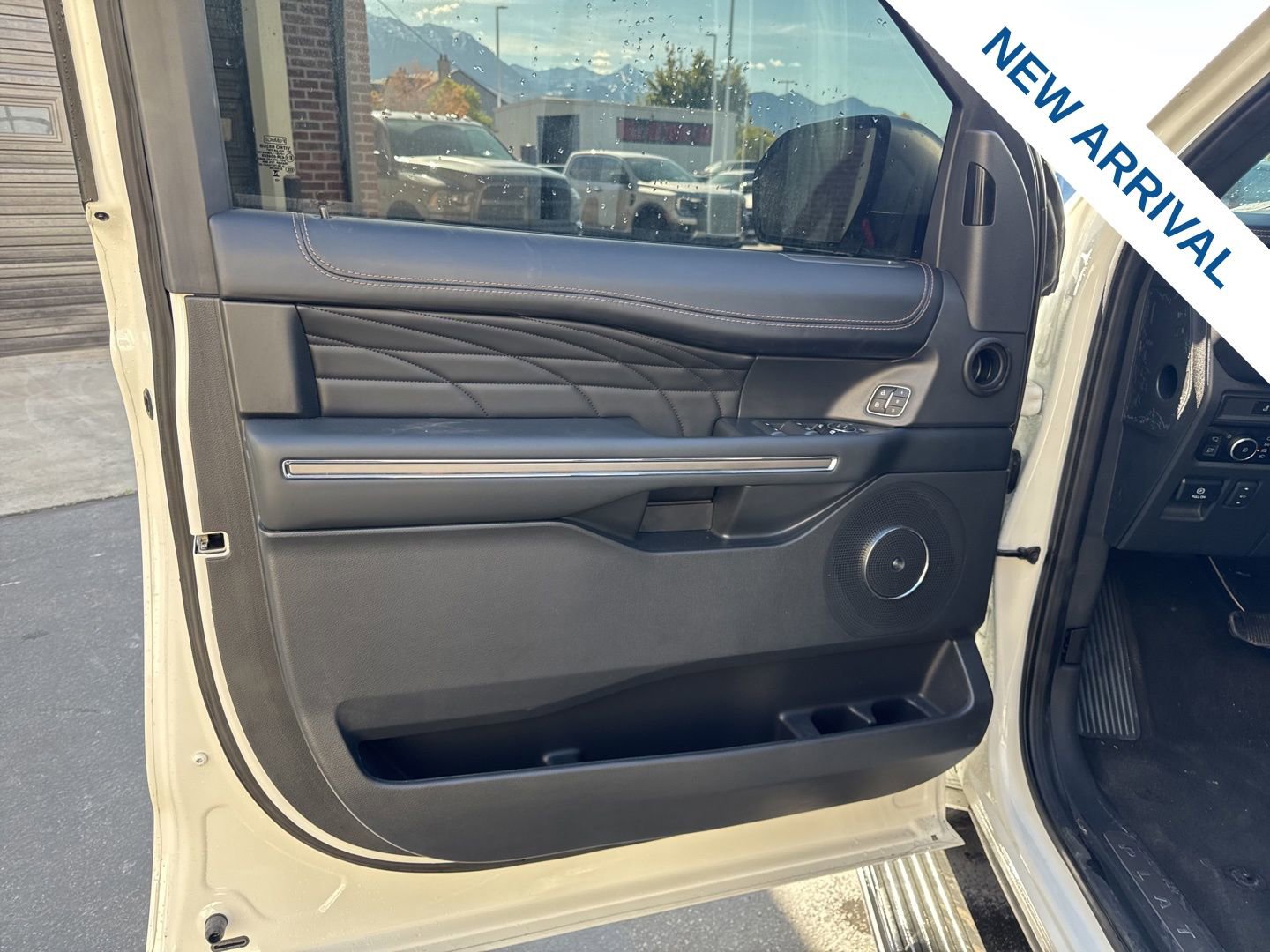 2023 Ford Expedition Platinum