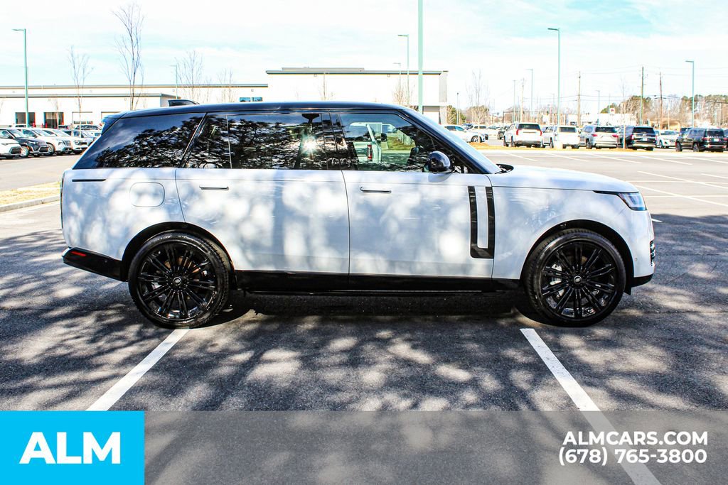 2025 Land Rover Range Rover Long Wheelbase SE