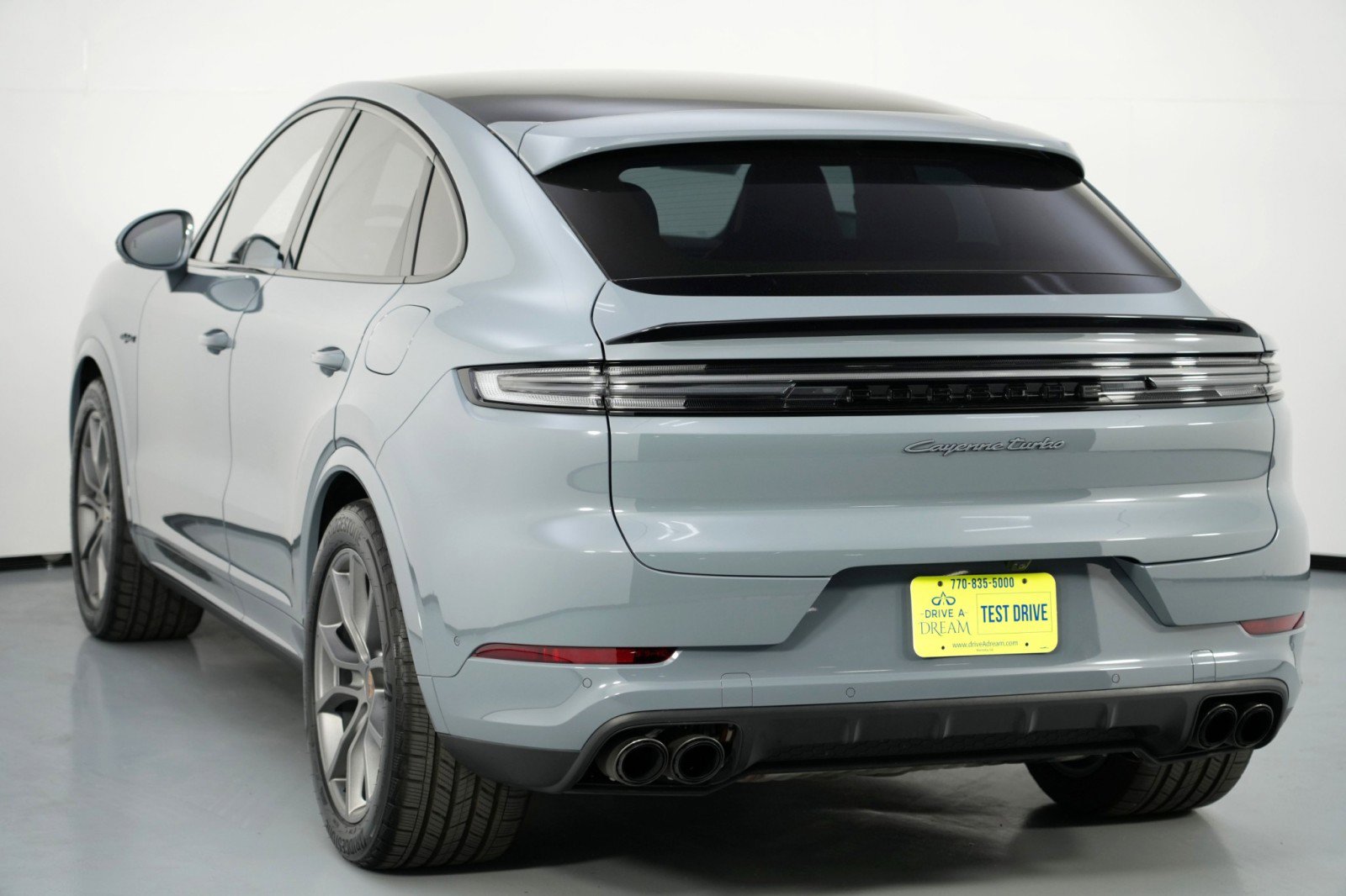 2024 Porsche Cayenne Turbo