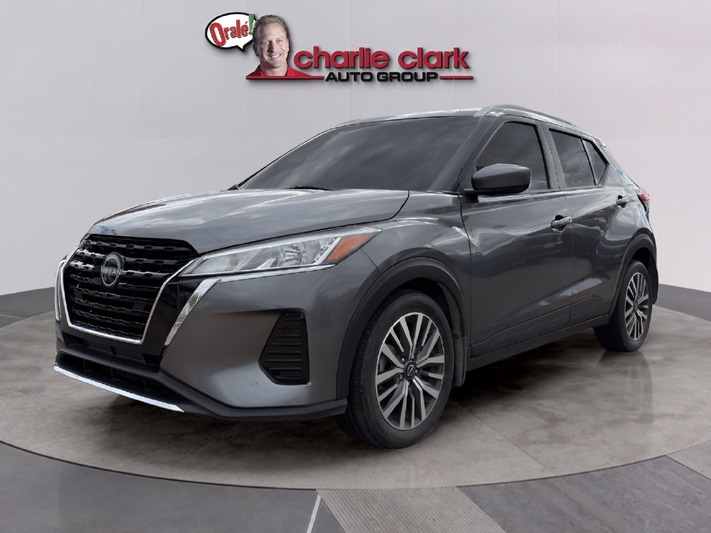 Used 2024 Nissan Kicks SV