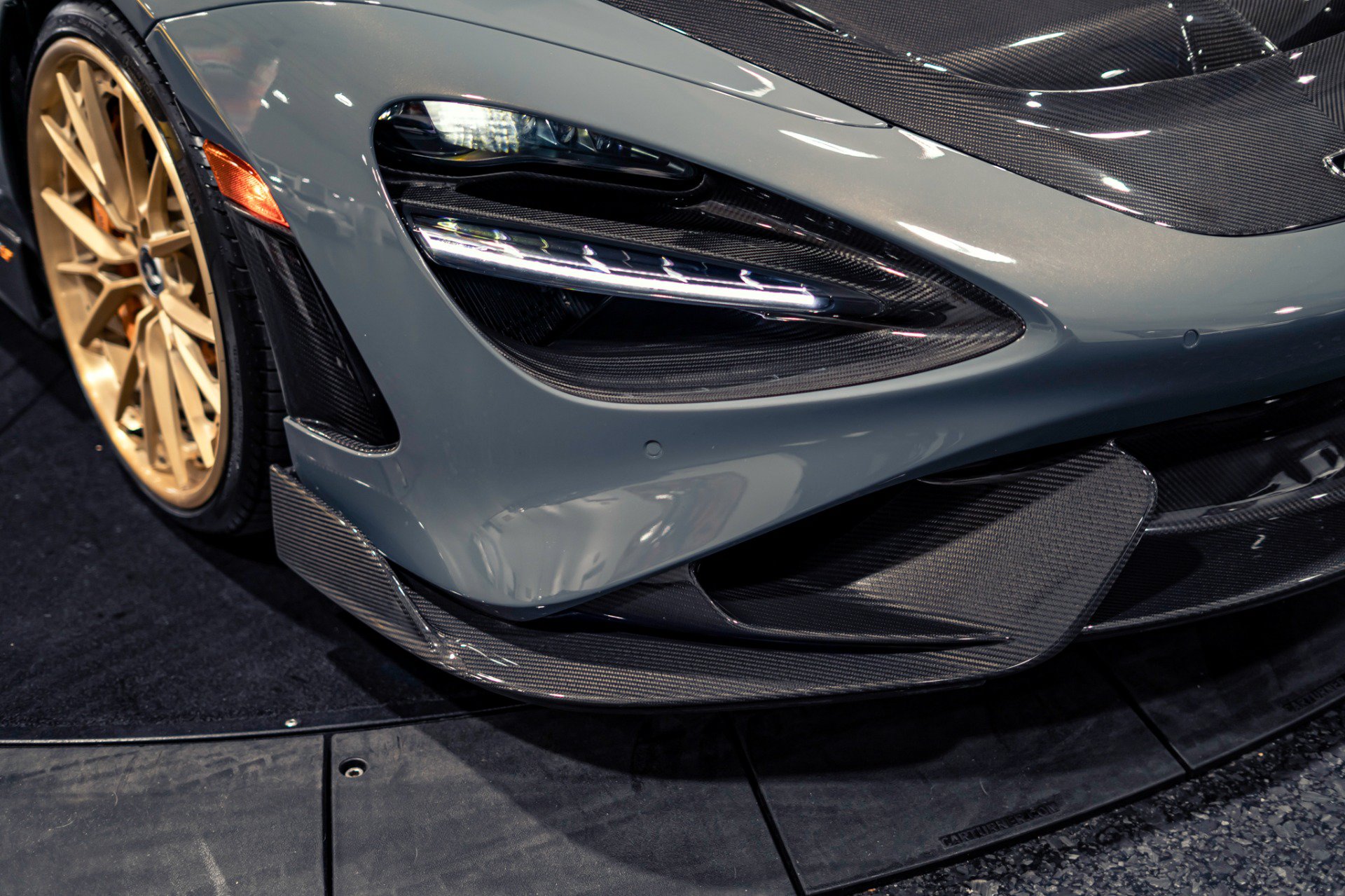 Used 2021 McLaren 765LT photo 29