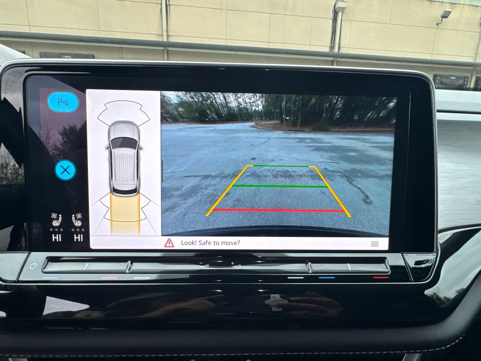 2025 Volkswagen Atlas Cross Sport SE