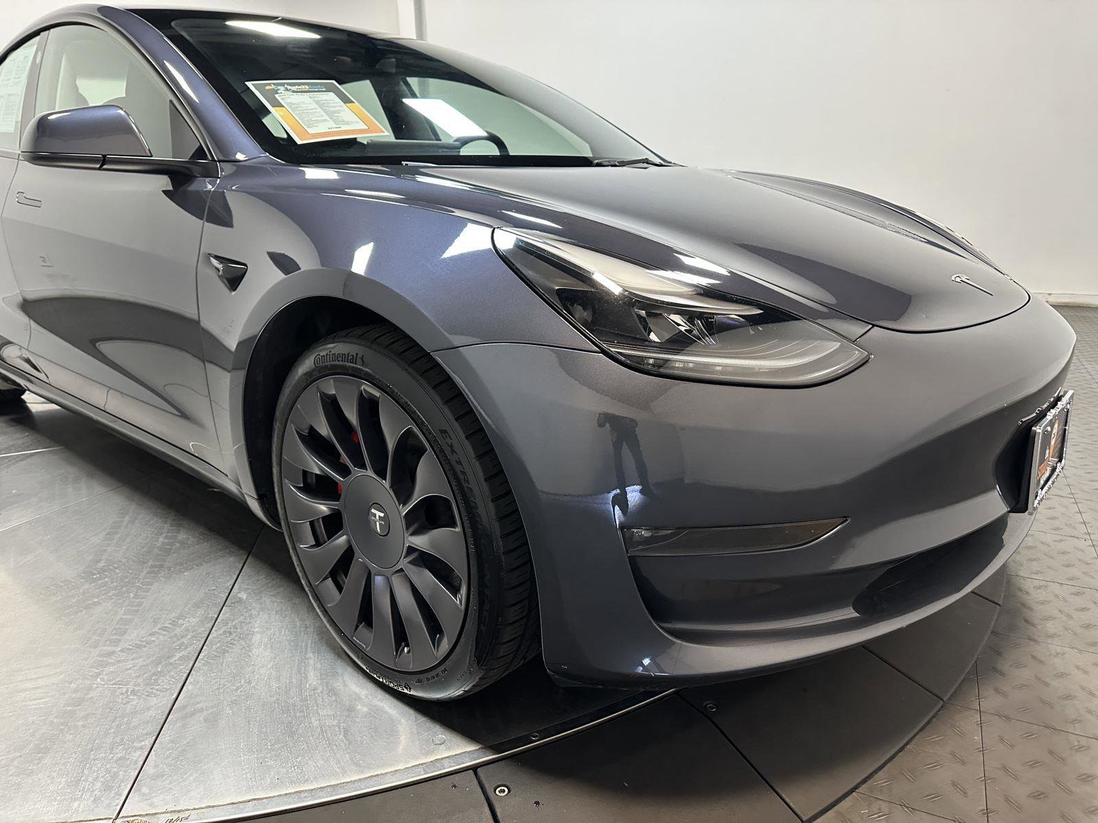 2023 Tesla Model 3 Performance