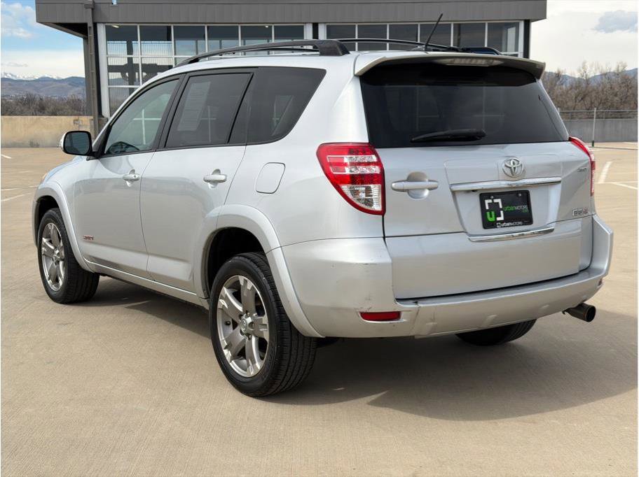2011 Toyota RAV4 Sport