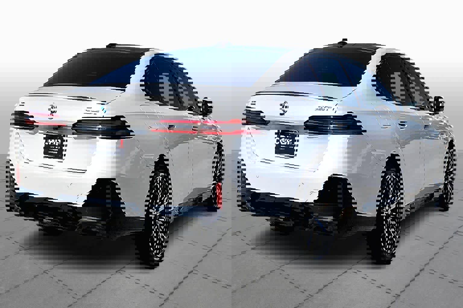 2026 BMW 550e xDrive