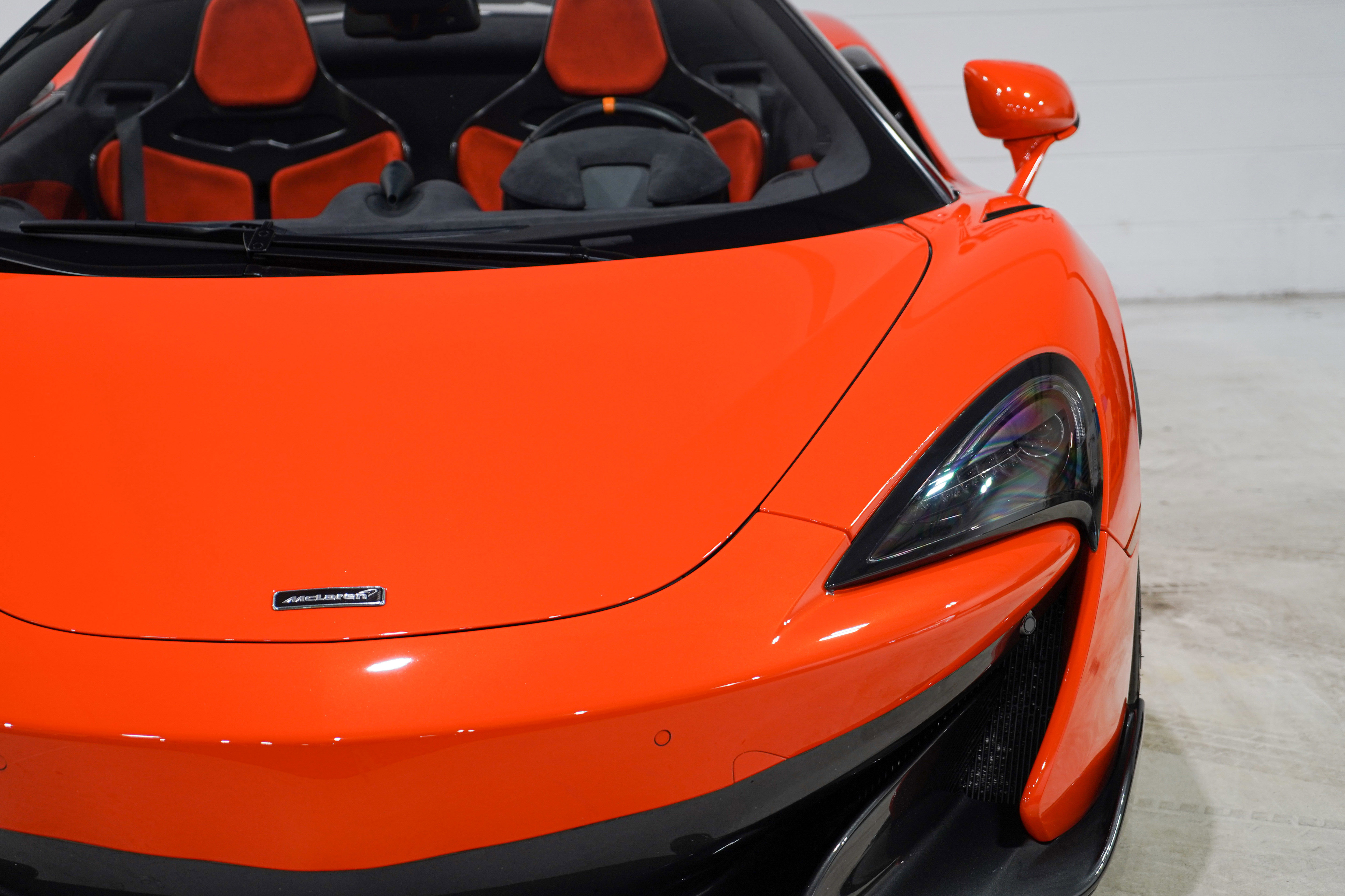 Used 2020 McLaren 600LT Spider photo 28