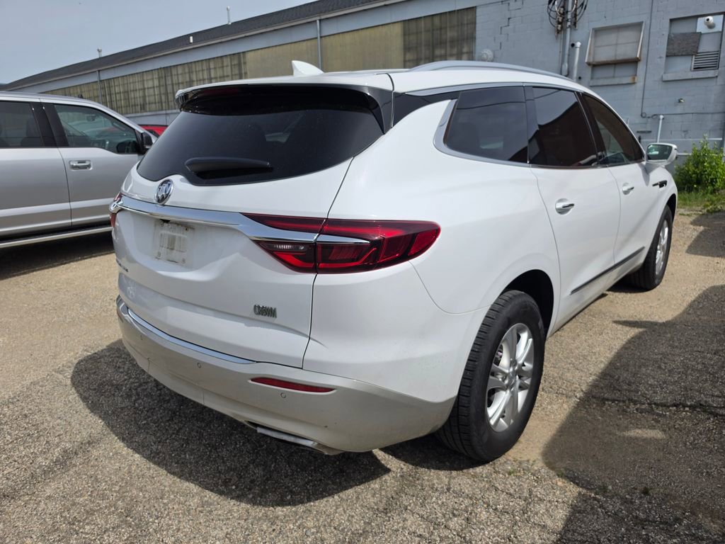 2020 Buick Enclave Essence