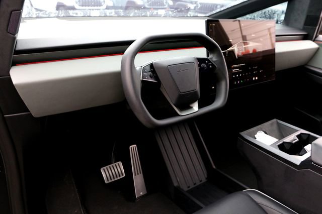 2024 Tesla Cybertruck AWD Crew Cab