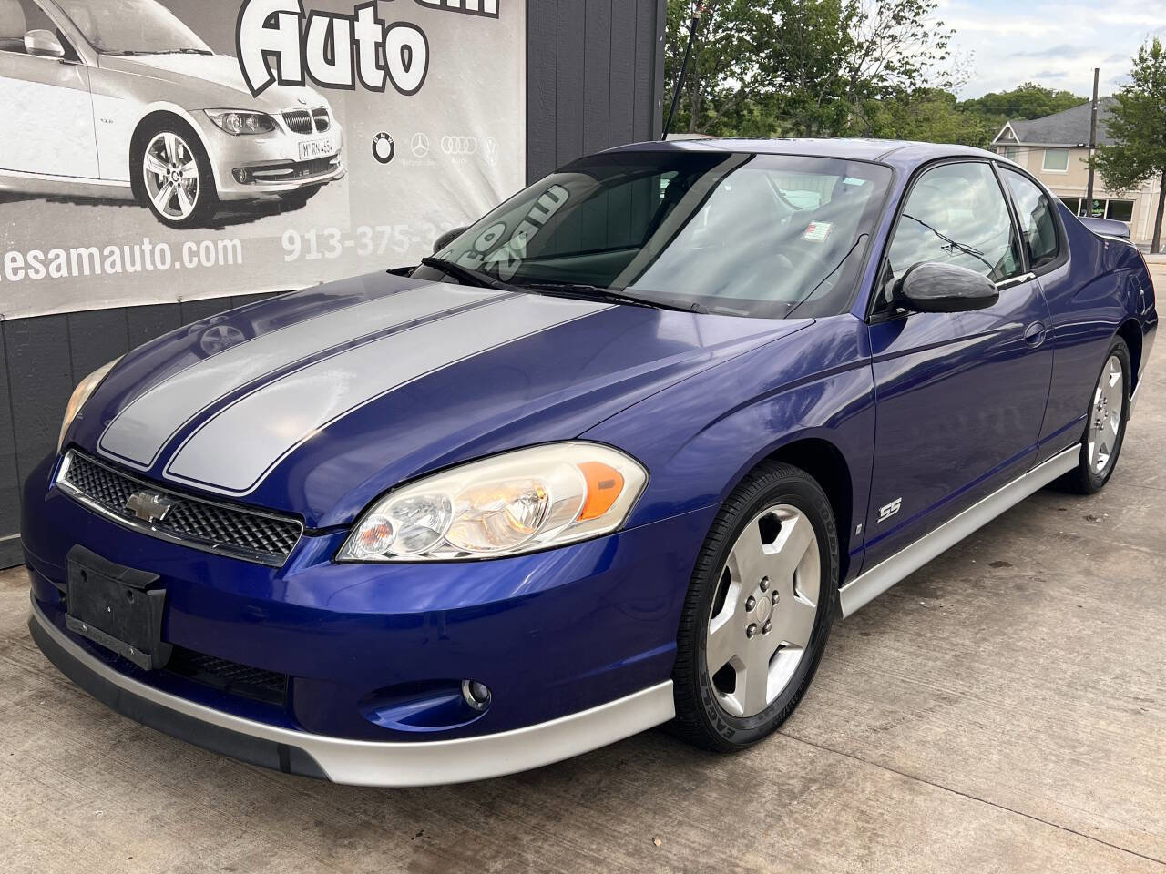 Used 2007 Chevrolet Monte Carlo SS w/ Silver Rally Stripe Package