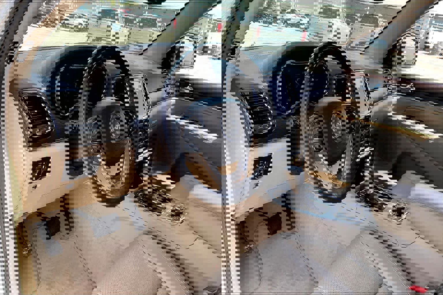 2020 Jeep Grand Cherokee Overland