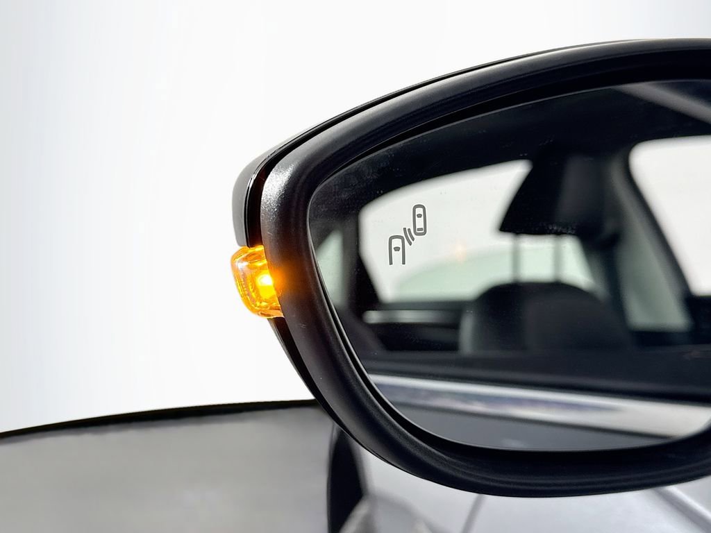 2022 Volkswagen Passat 2.0T