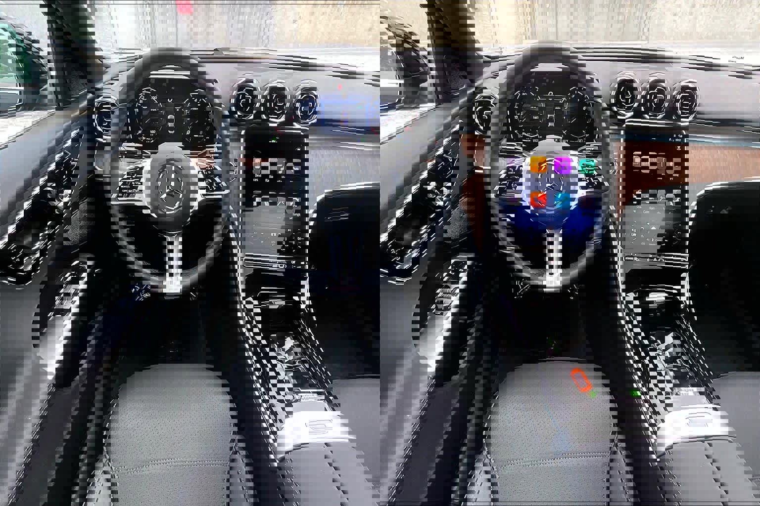 2025 Mercedes-Benz C 300 4MATIC Sedan