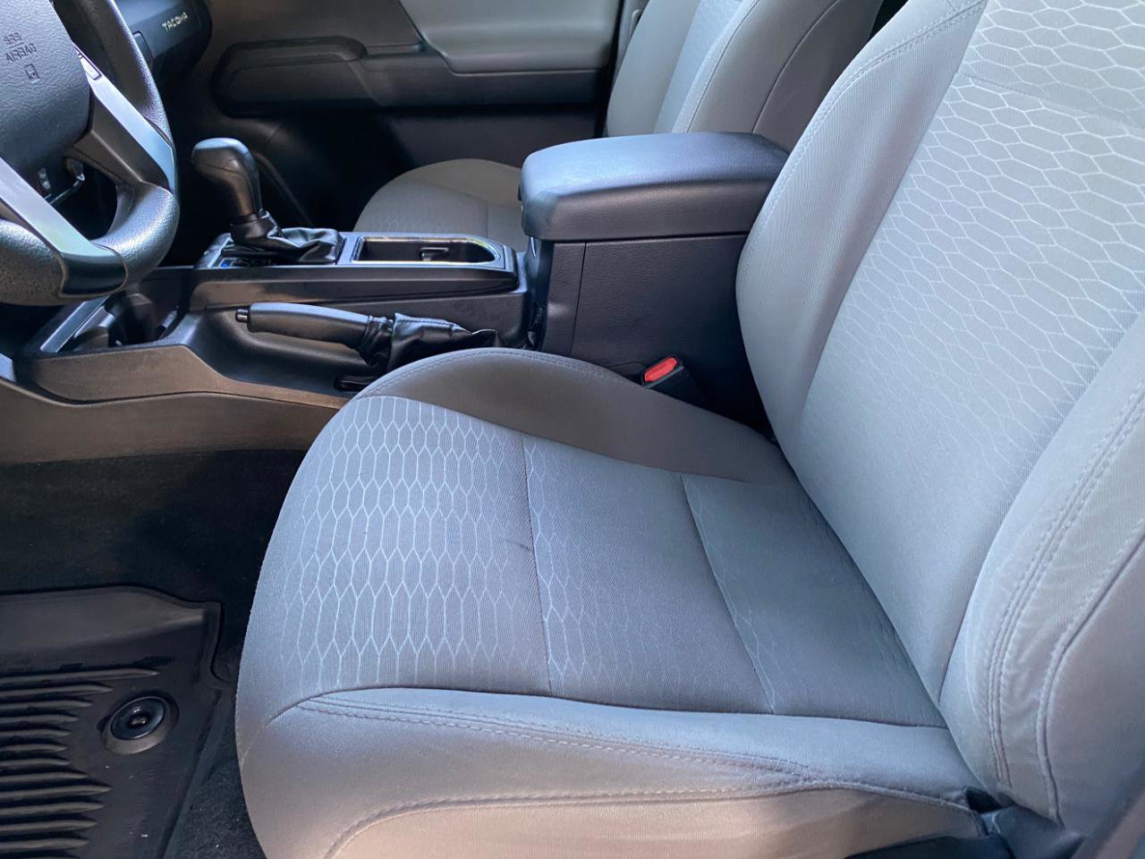 2018 Toyota Tacoma SR