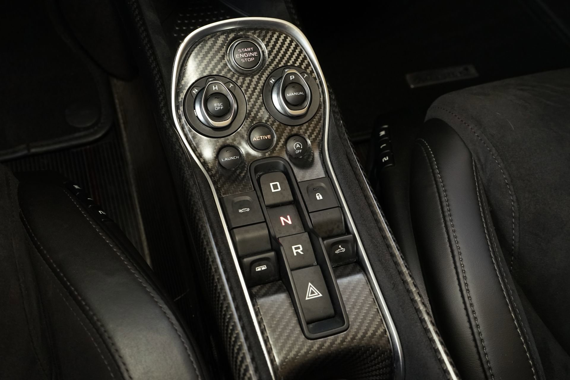 Used 2020 McLaren 600LT Spider photo 27