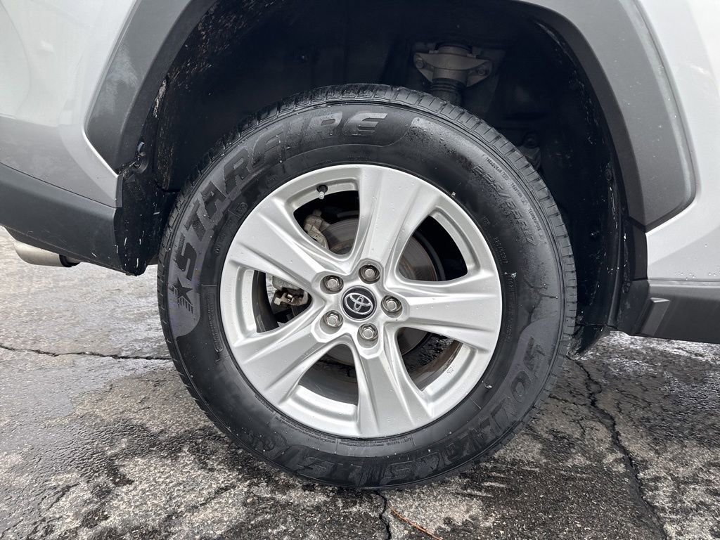 2020 Toyota Rav4 XLE