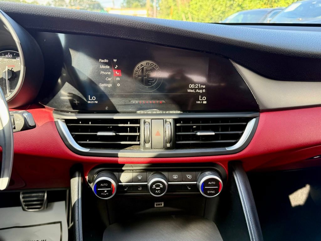 2019 Alfa Romeo Giulia Ti Sport