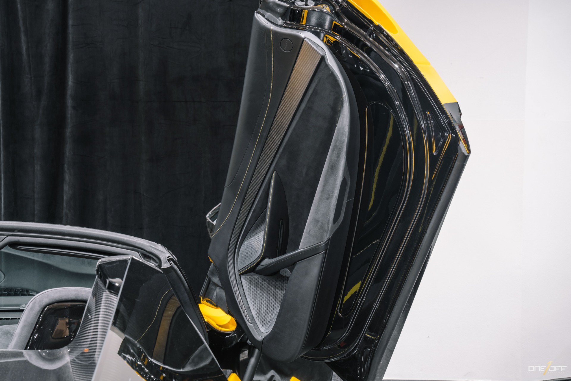 Used 2020 McLaren 720S Performance photo 37