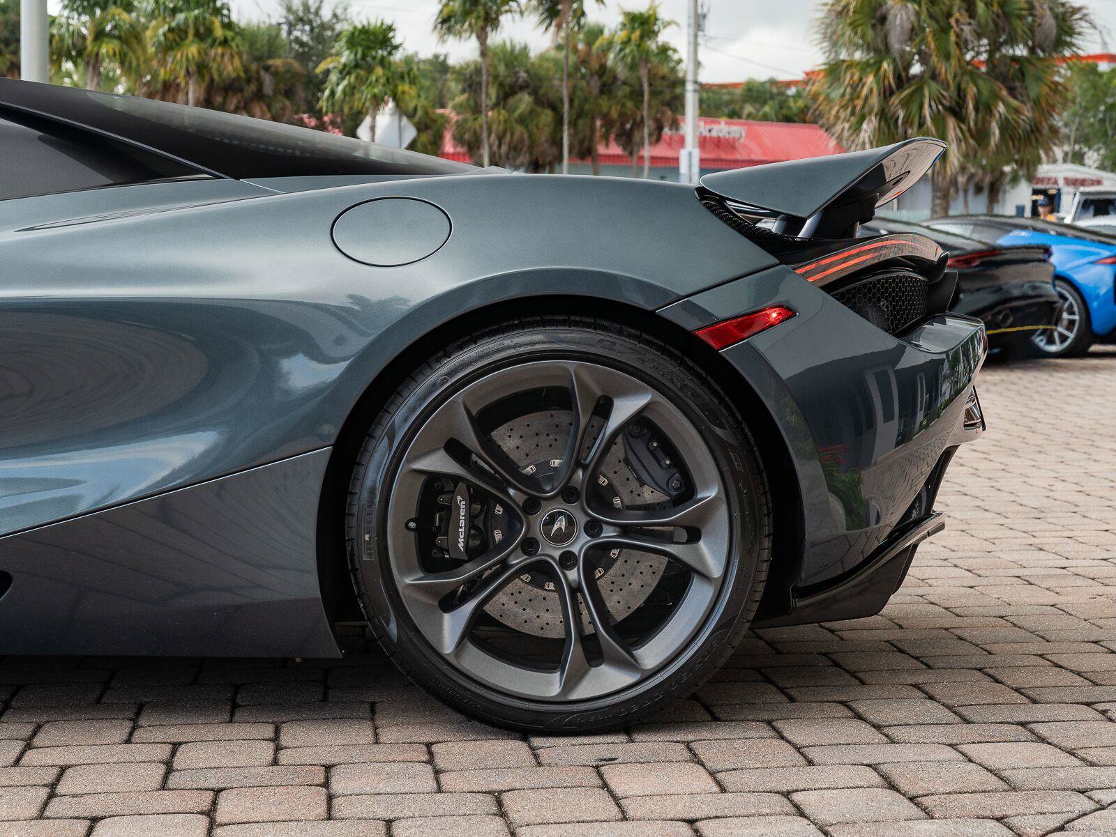 Used 2020 McLaren 720S Spider photo 43