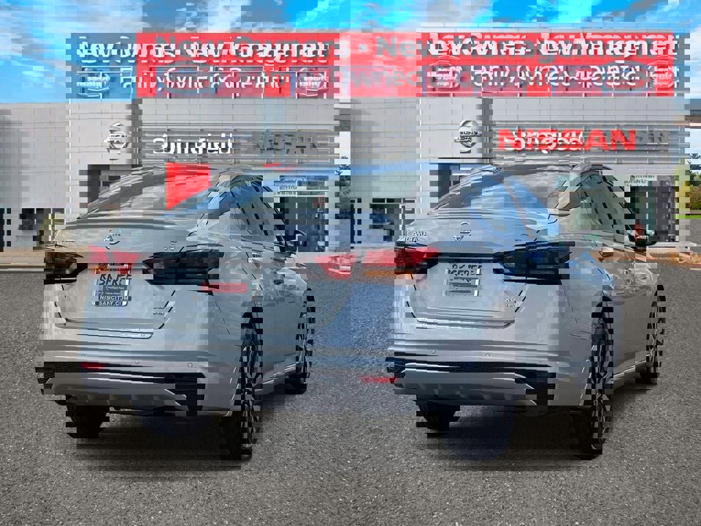 2022 Nissan Altima 2.5 SV