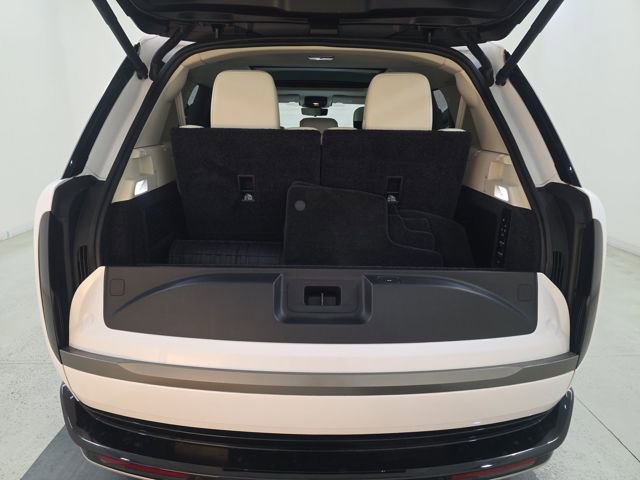 2023 Land Rover Range Rover Long Wheelbase SE