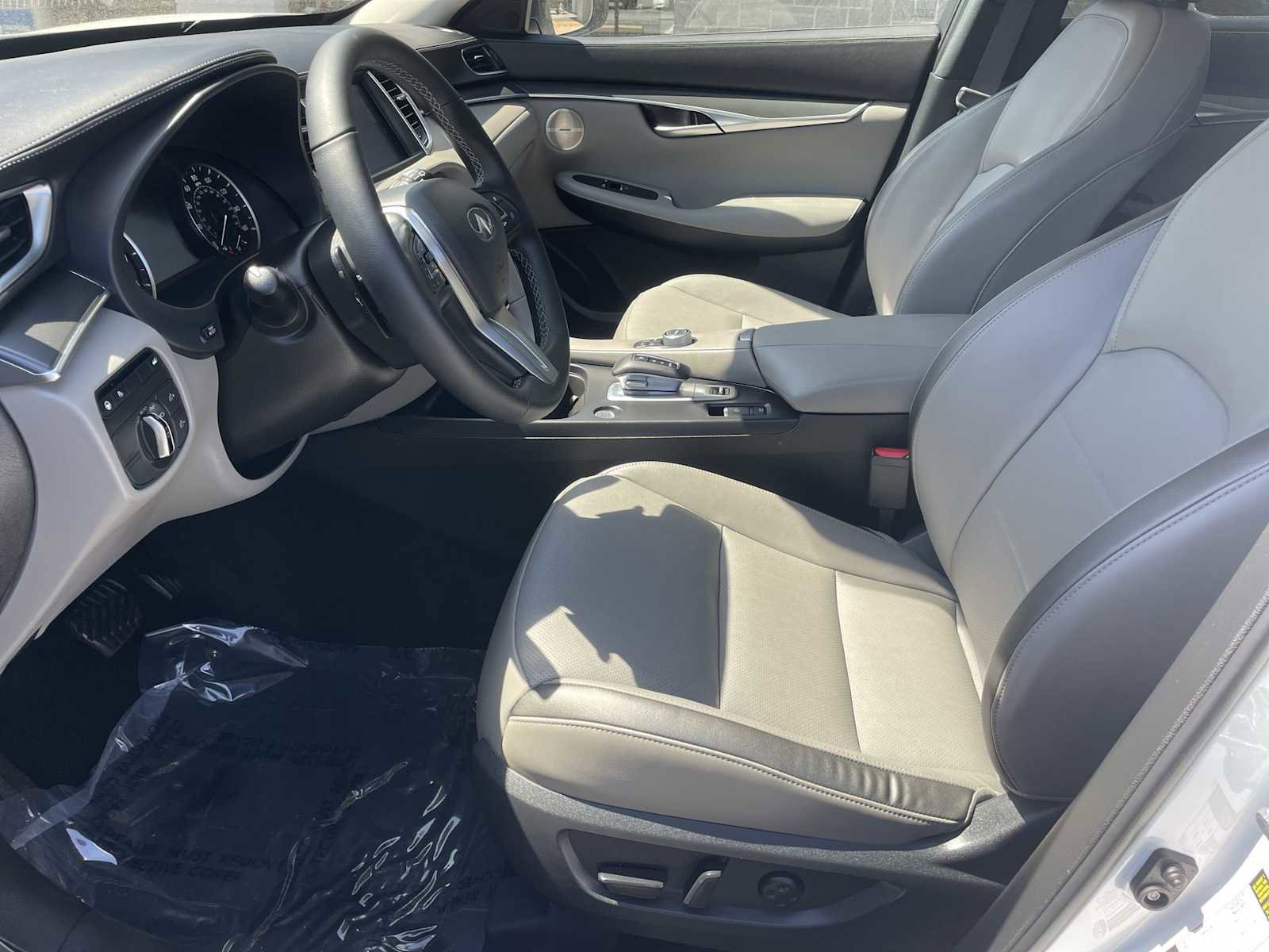 2025 INFINITI Qx50 Luxe