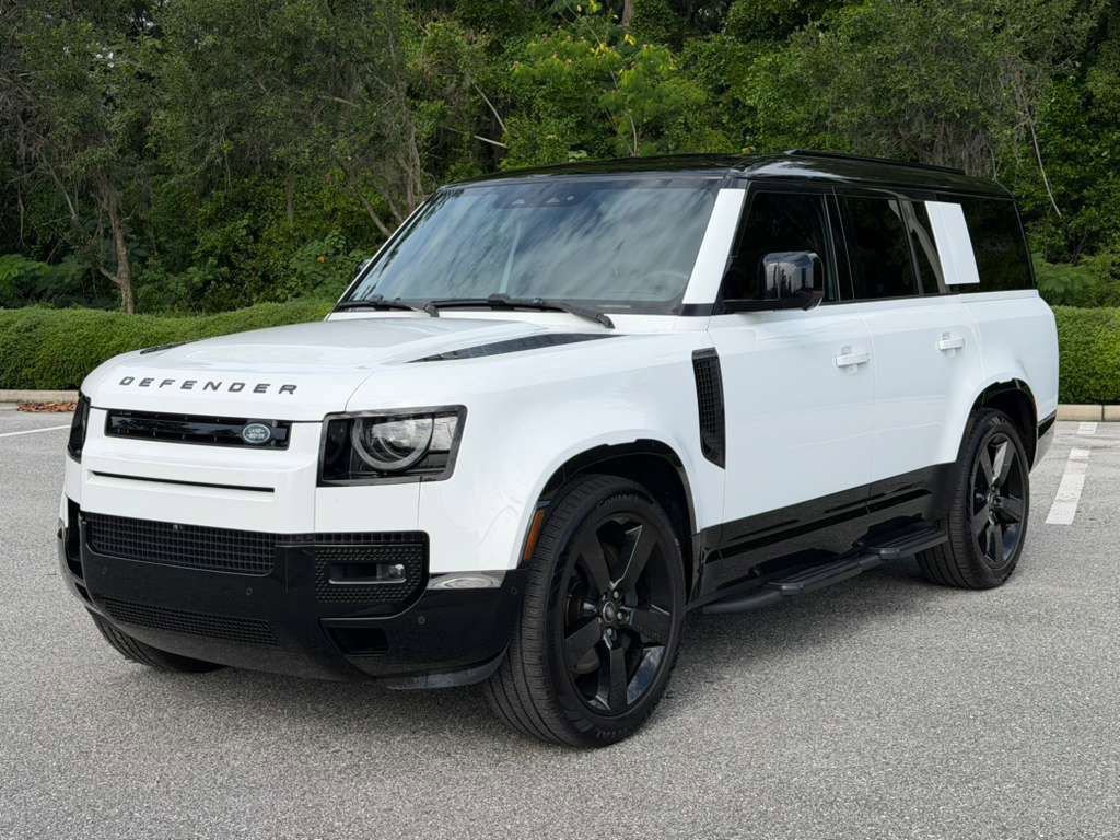 Used 2025 Land Rover Defender 130 X-Dynamic SE