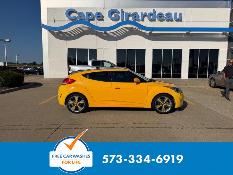 Used 2016 Hyundai Veloster w/ Option Group 02