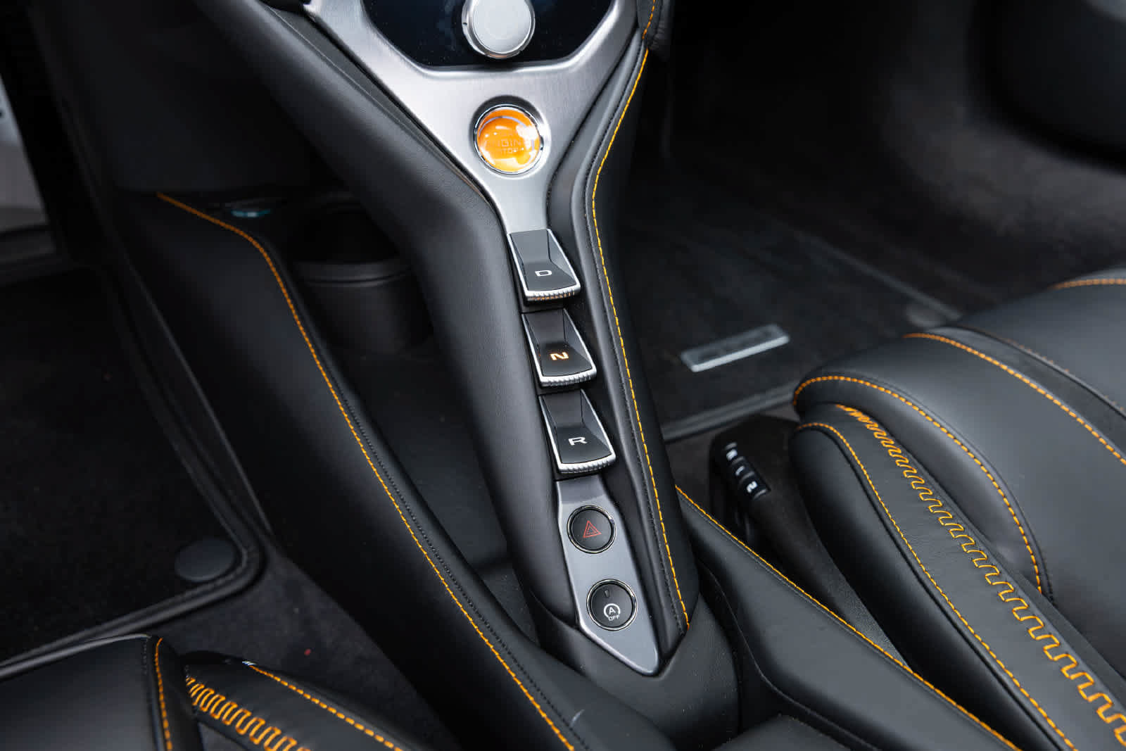 Used 2026 McLaren 750S photo 29