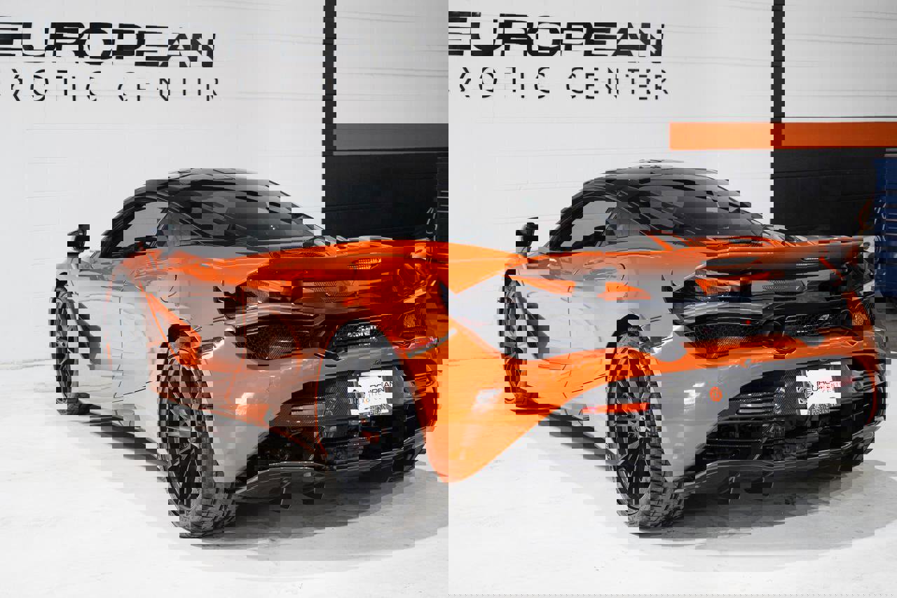 Used 2018 McLaren 720S Performance photo 39