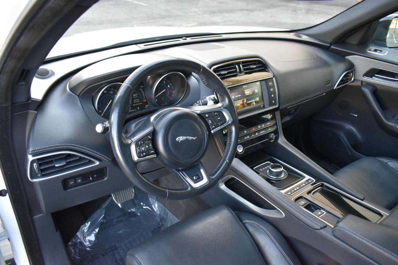 2018 Jaguar F-Pace S