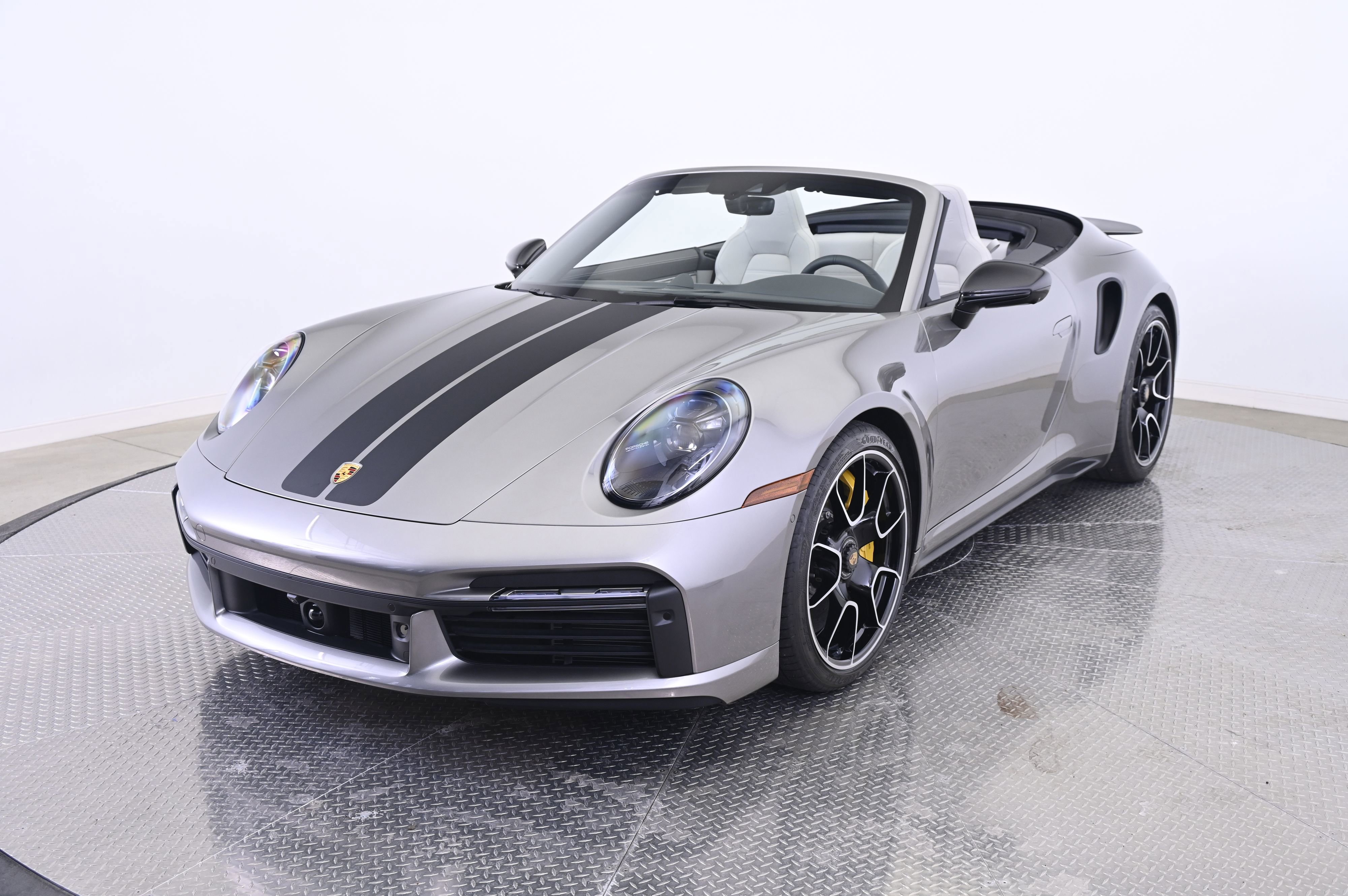 Certified 2025 Porsche 911 Turbo S