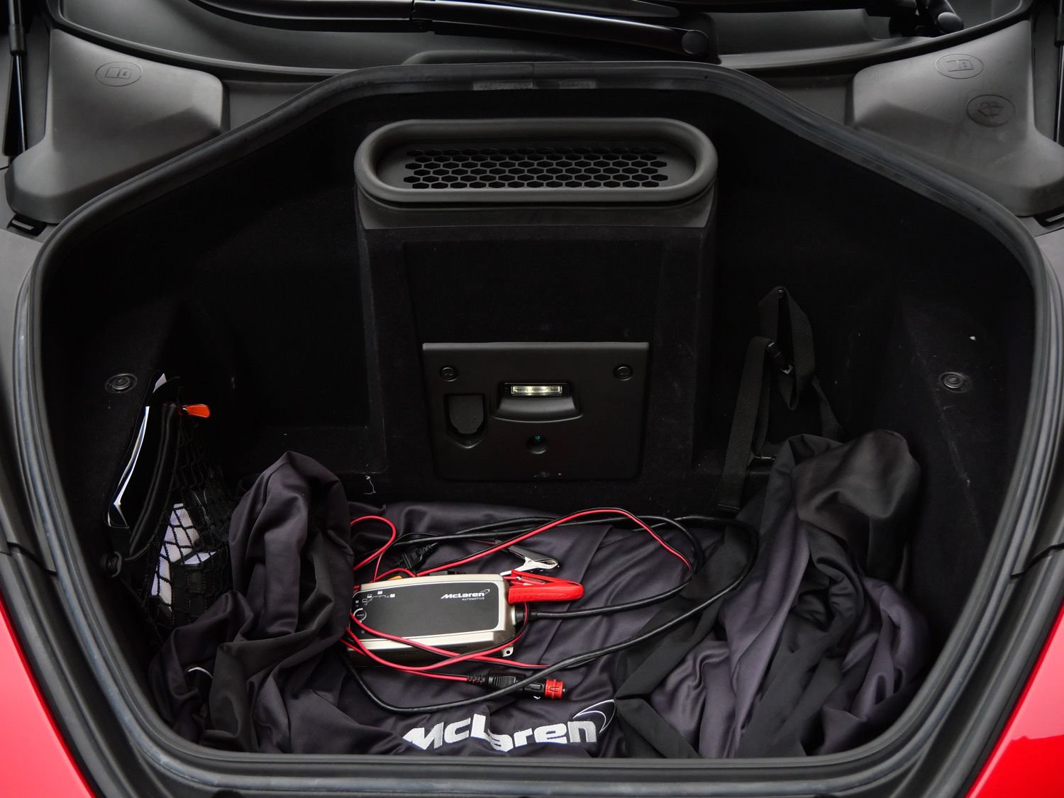 Used 2020 McLaren 720S Performance photo 30